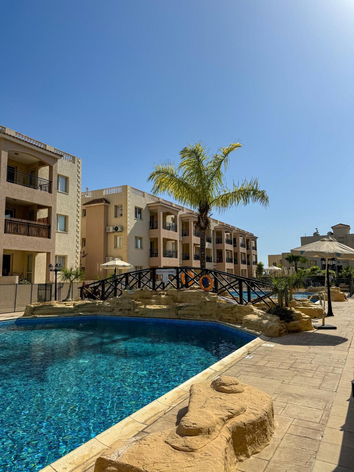 Royal-Seacrest Oasis, Pool-Side Leilighet Paphos Eksteriør bilde